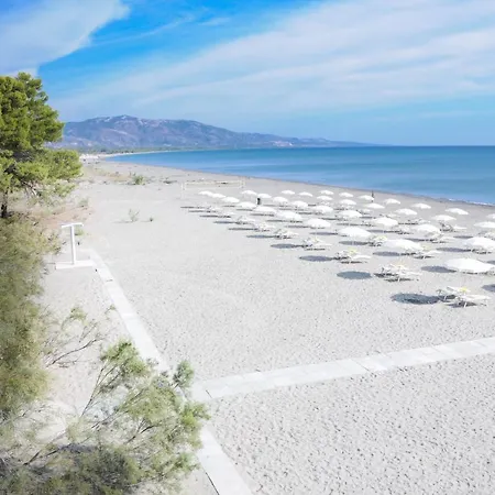 Club Nature Village Üdülőközpont 3*